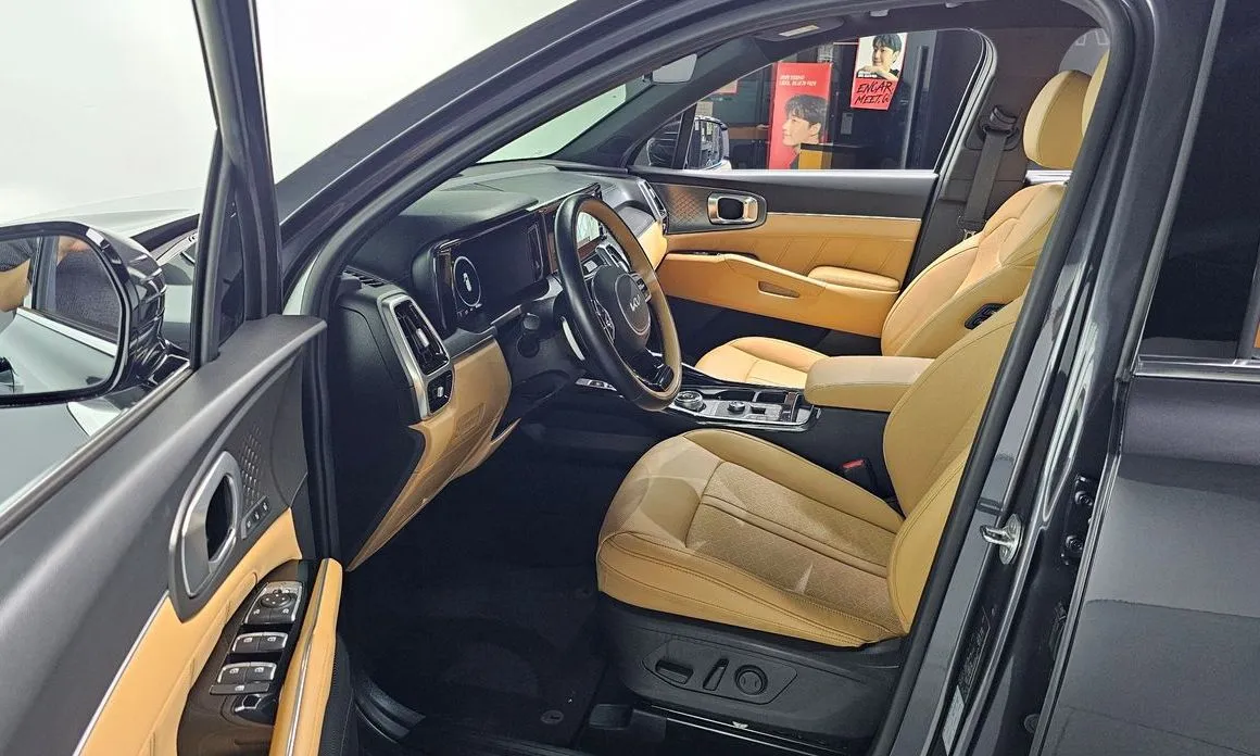 Kia Sorento — фото 8