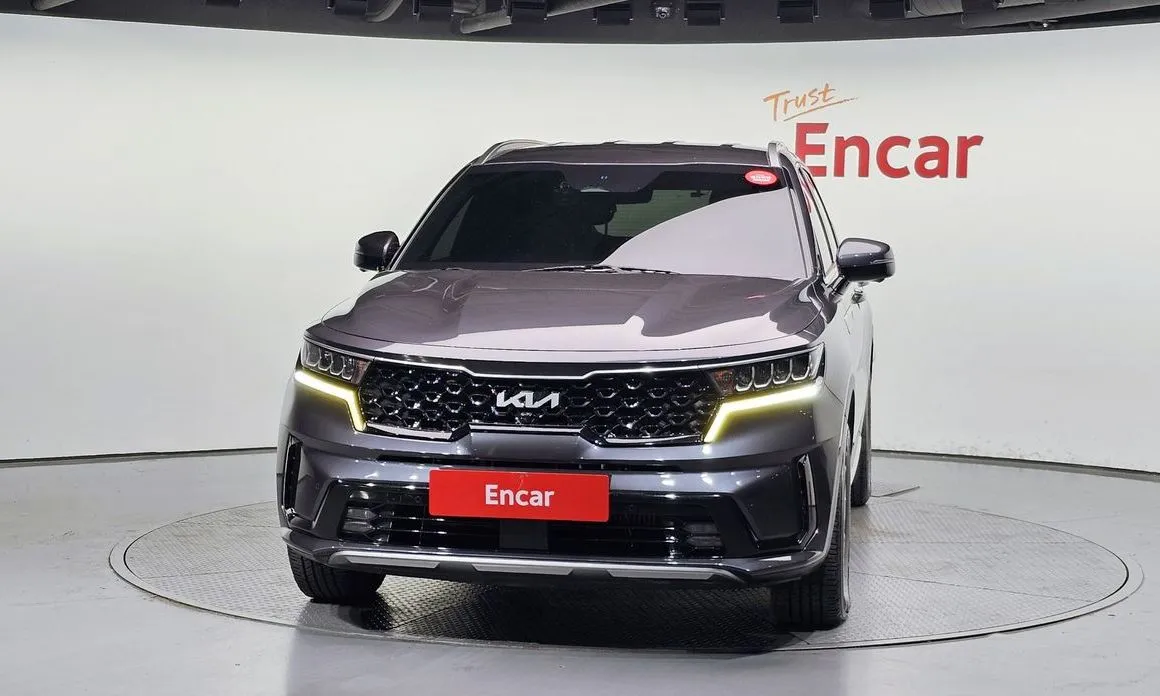 Kia Sorento — фото 6