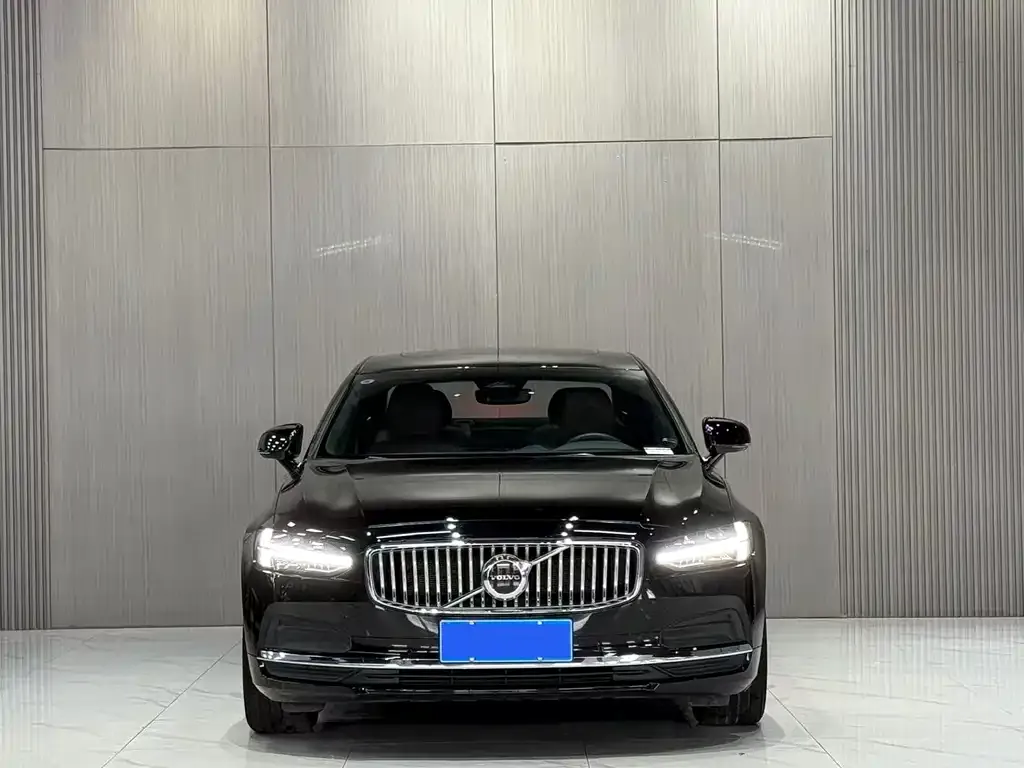 Volvo S90 — фото 10