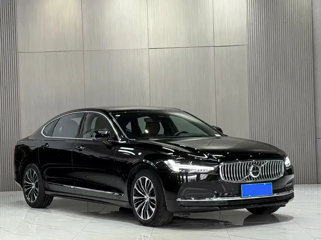 Volvo S90 — фото 4