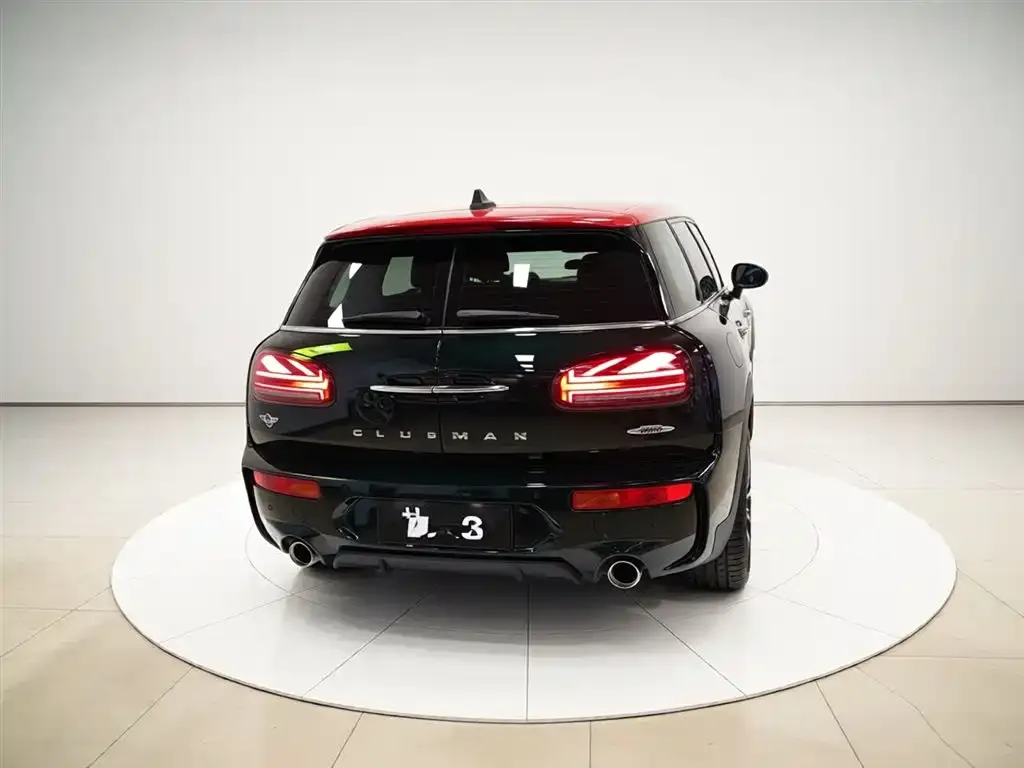 MINI Clubman JCW — фото 7