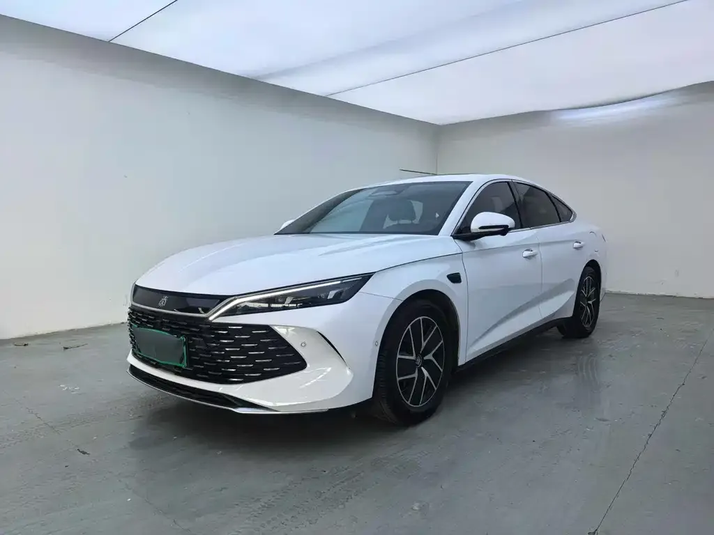 BYD Qin L — фото 1