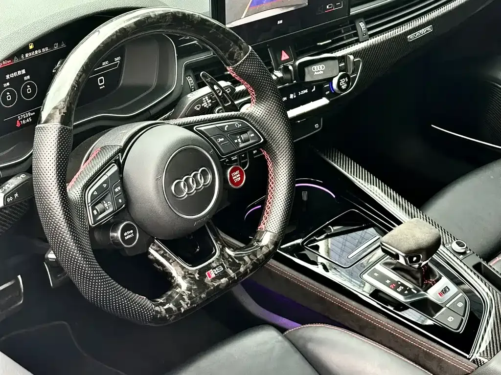 Audi RS 4 — фото 5