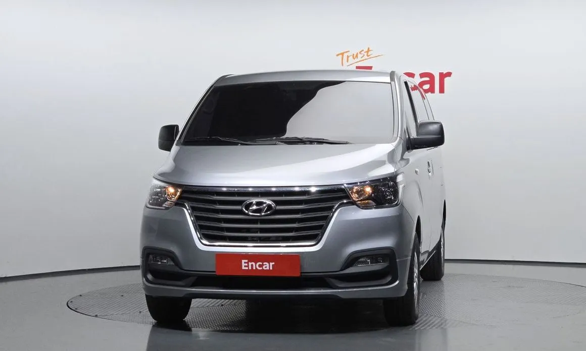 Hyundai Starex — фото 4