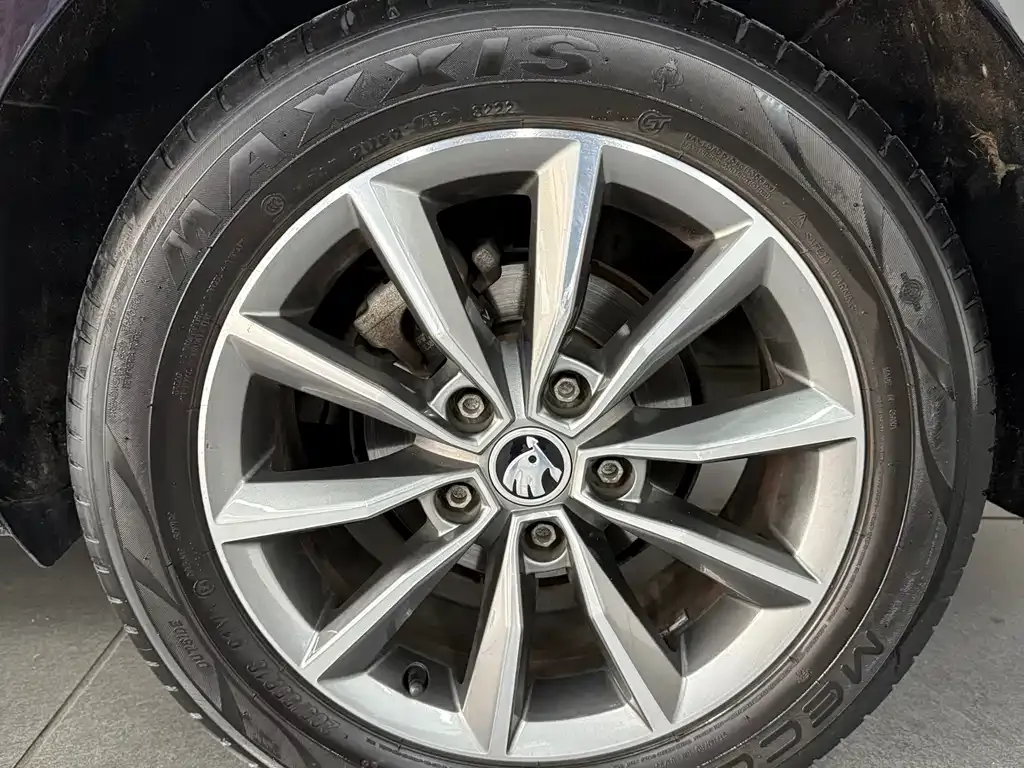 Skoda Octavia — фото 4