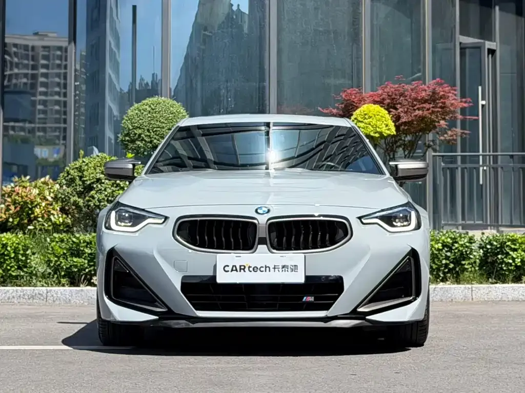 BMW M240i — фото 8