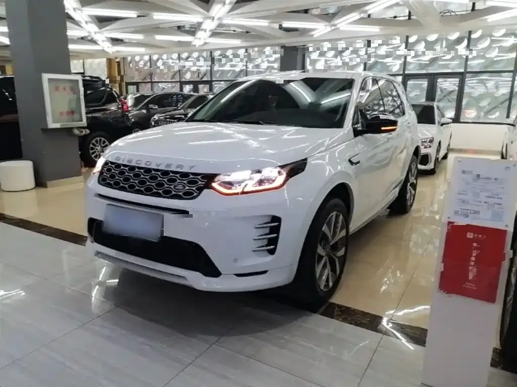Land Rover Discovery Sport — фото 1