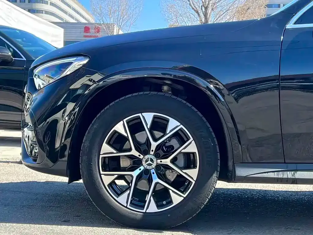 Mercedes-Benz GLC — фото 3