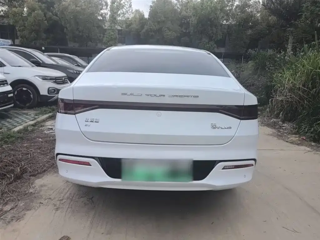 BYD Qin PLUS — фото 10