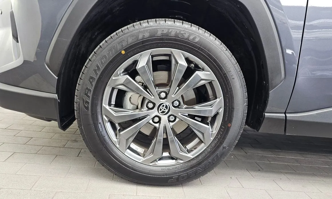 Toyota RAV4 — фото 3