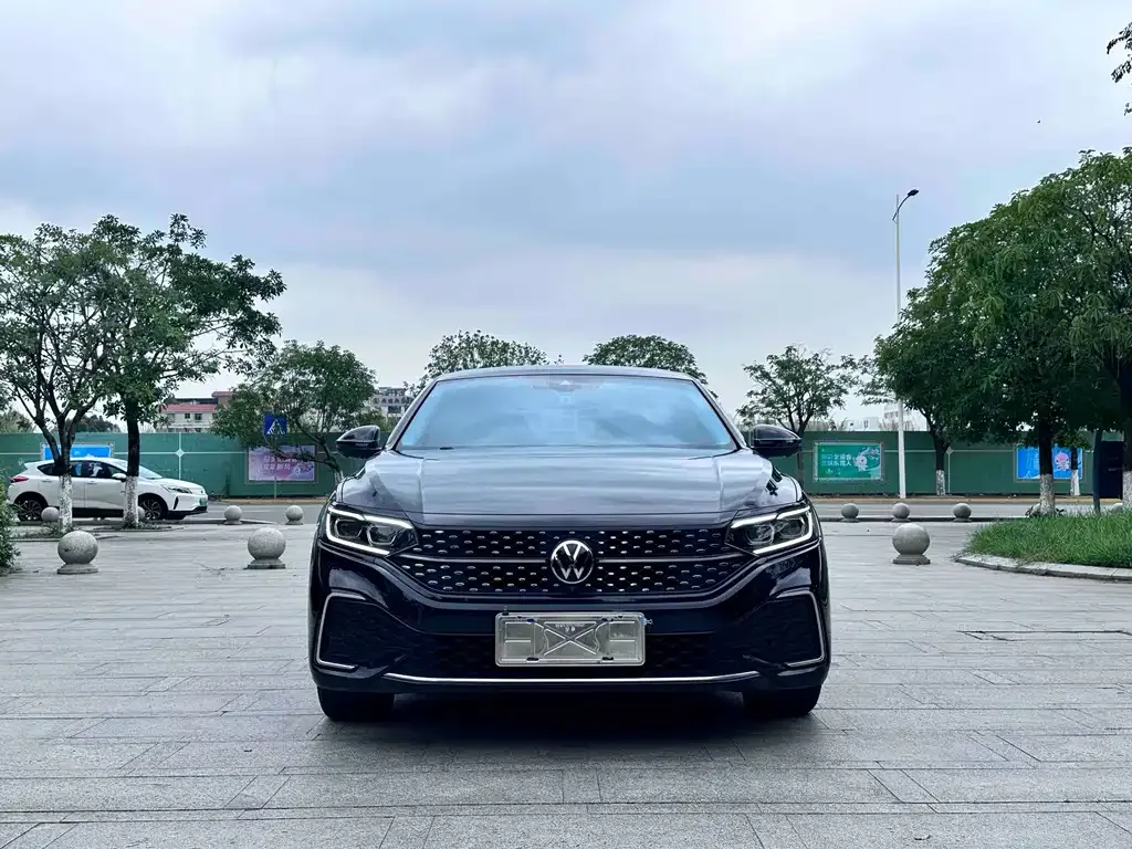 Volkswagen Passat — фото 5