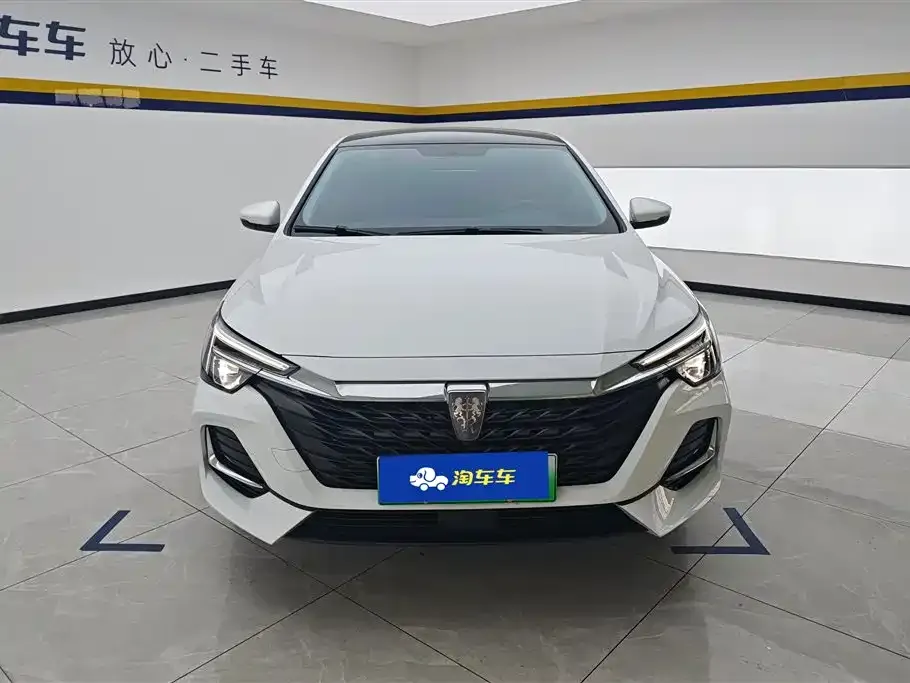 Roewe i6 MAX New Energy — фото 7