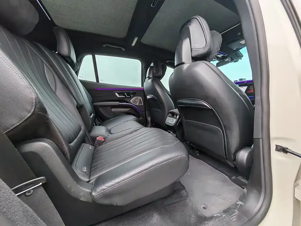 Mercedes-Benz EQS SUV — фото 5