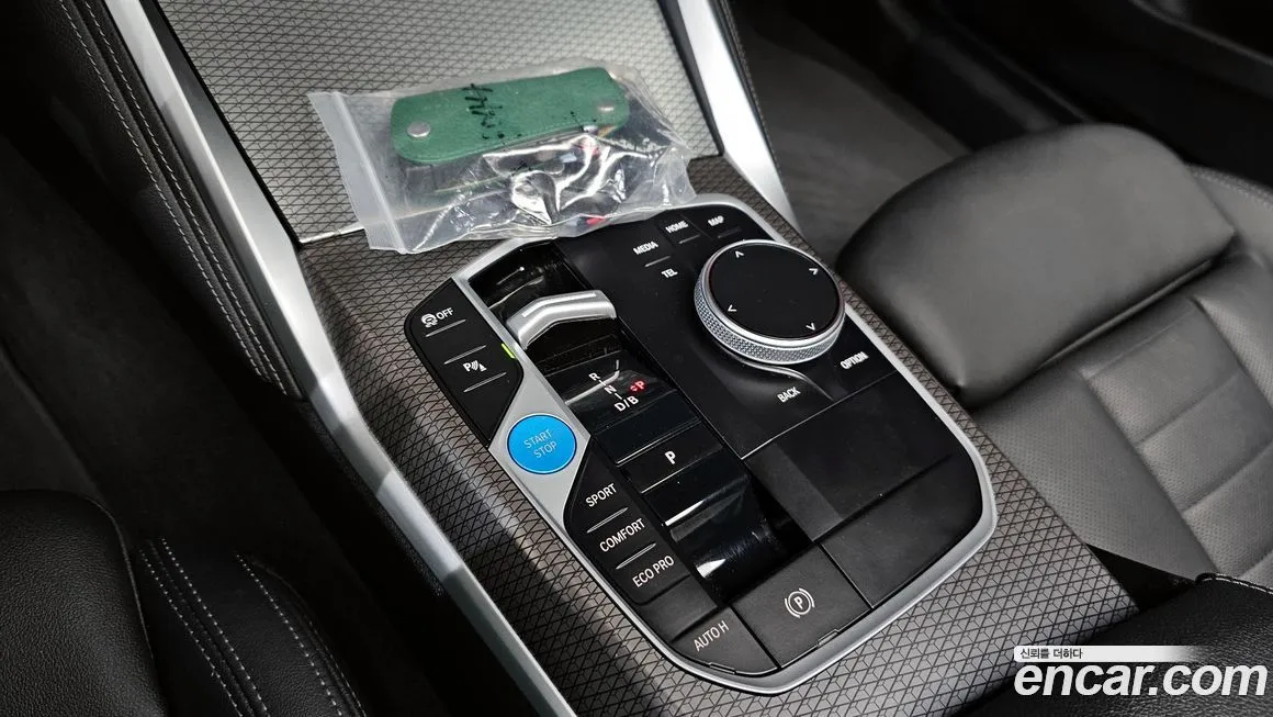 BMW i4 — фото 10
