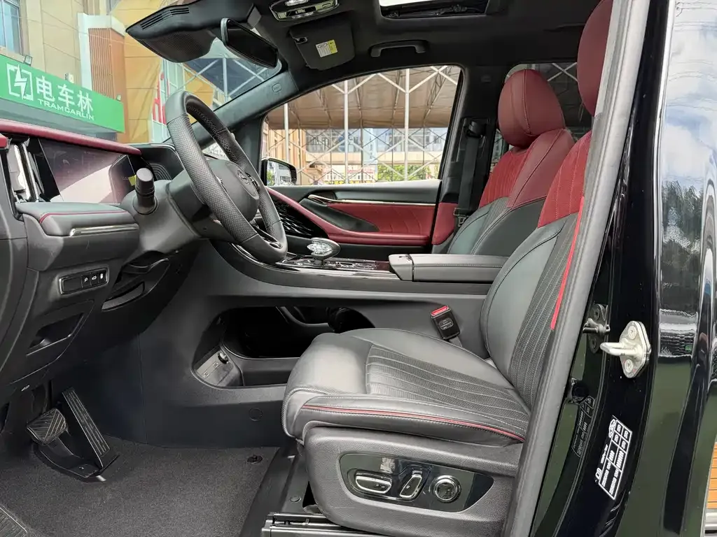 GAC Motor Trumpchi E9 — фото 10