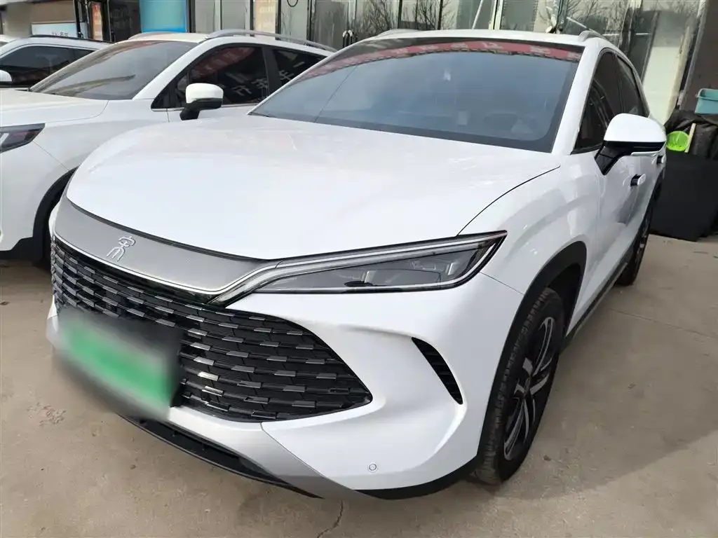BYD L DM-i — фото 4