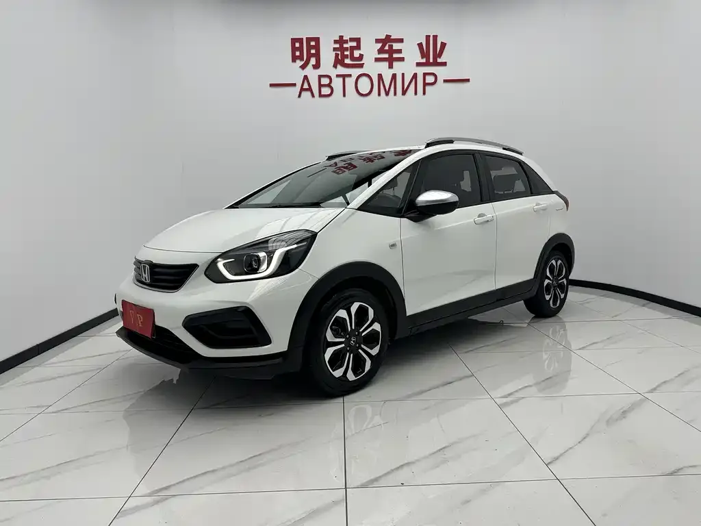 Honda Fit — фото 1