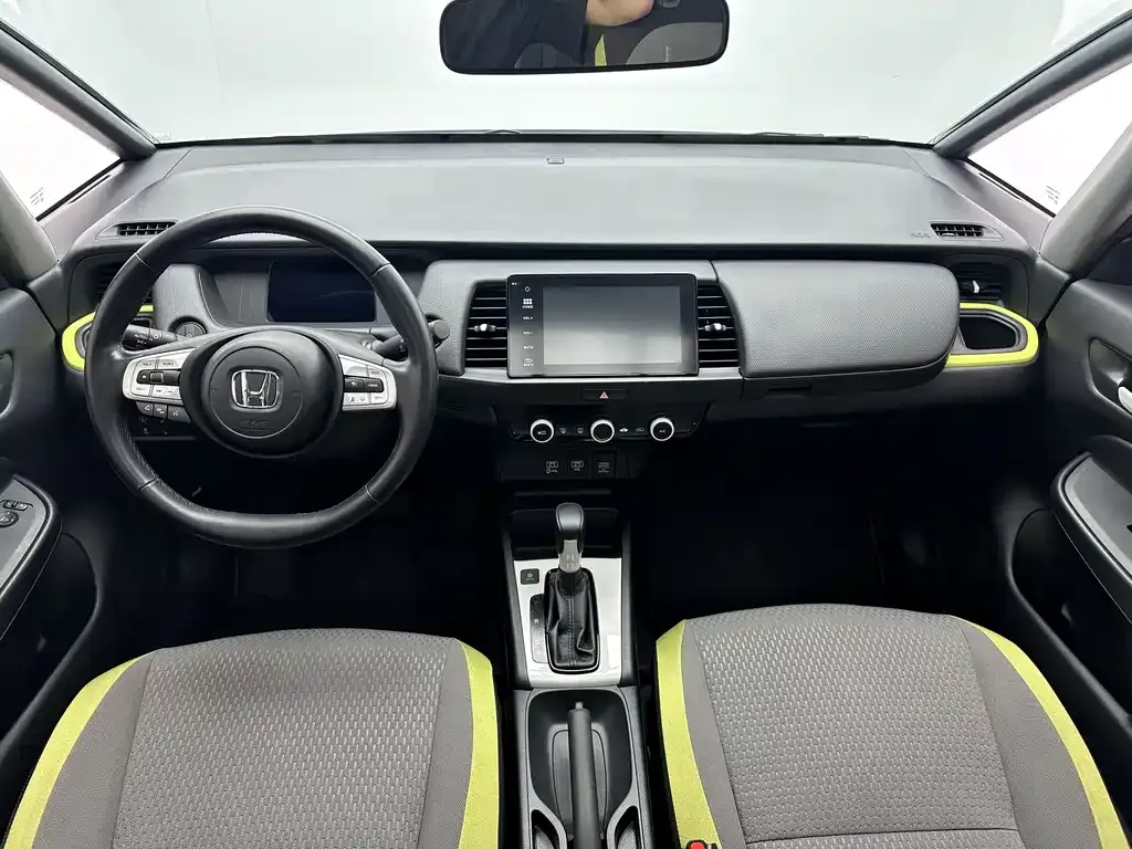 Honda Fit — фото 10