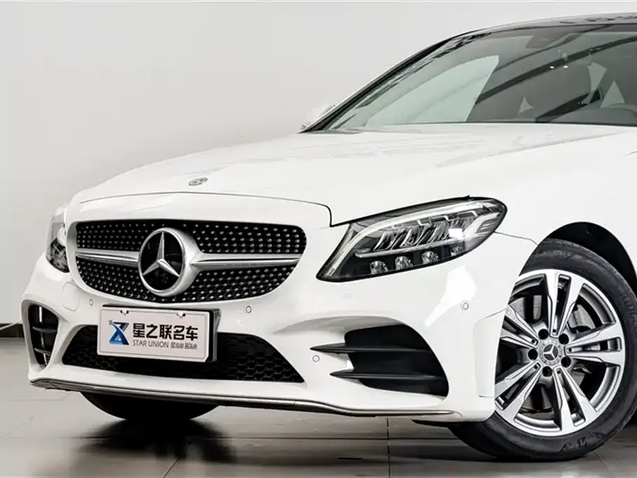 Mercedes-Benz C-Class — фото 7