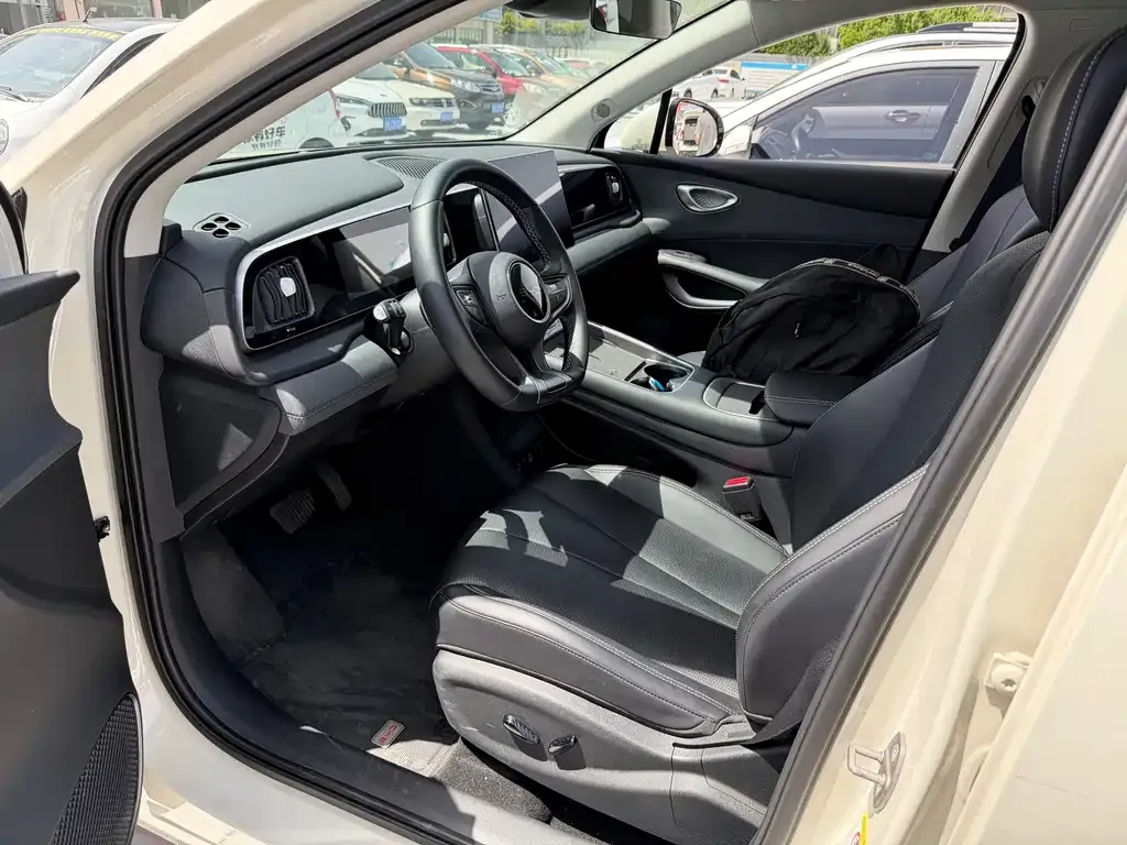 BYD Hiace 05 EV — фото 3