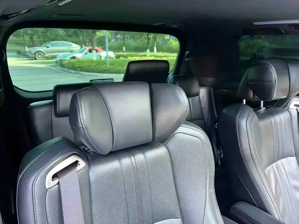 Toyota Alphard — фото 7