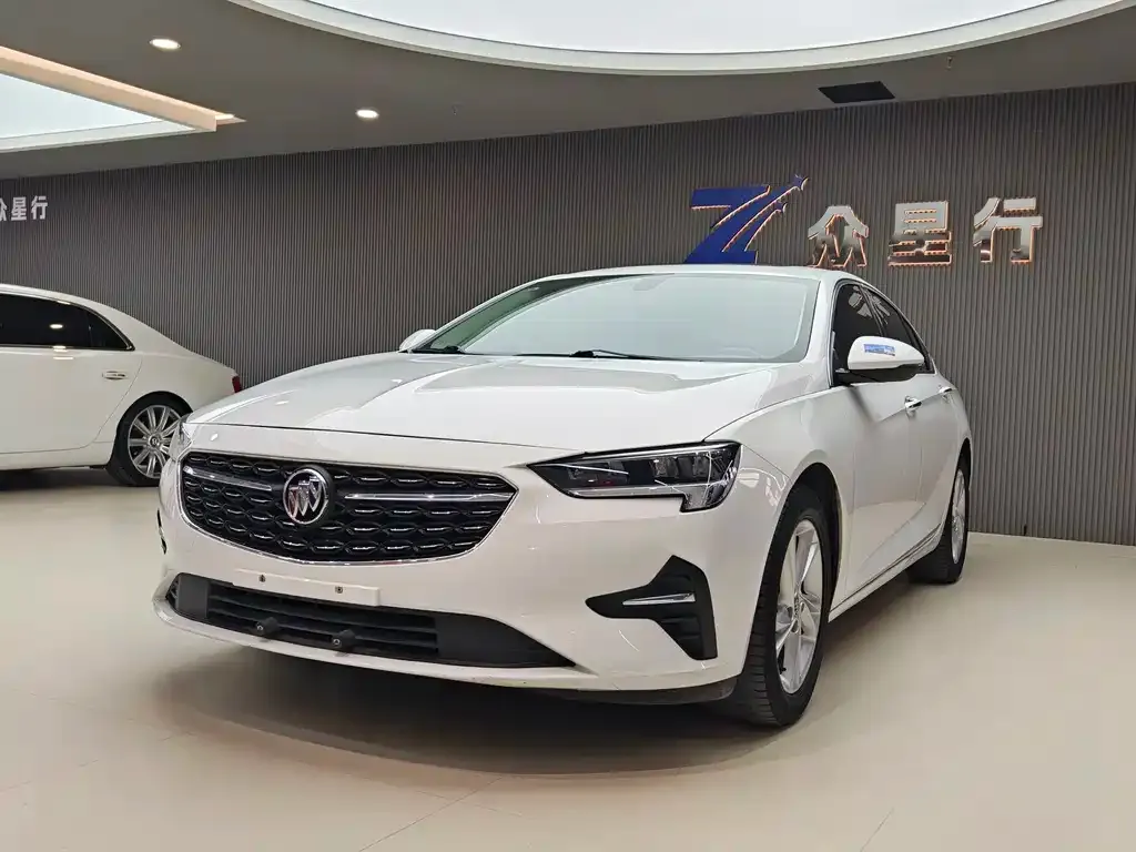 Buick Regal — фото 1