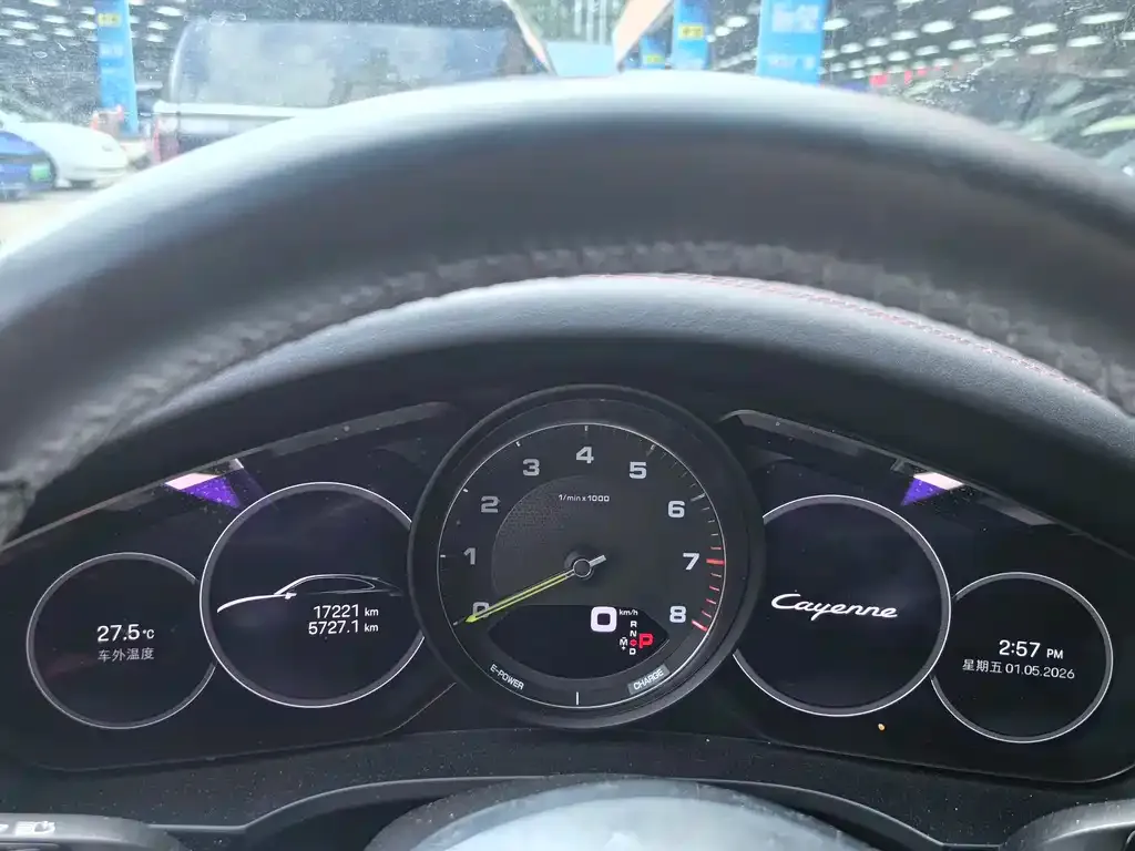 Porsche Cayenne Hybrid — фото 4