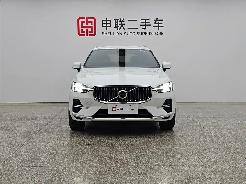 Volvo XC60 — фото 4