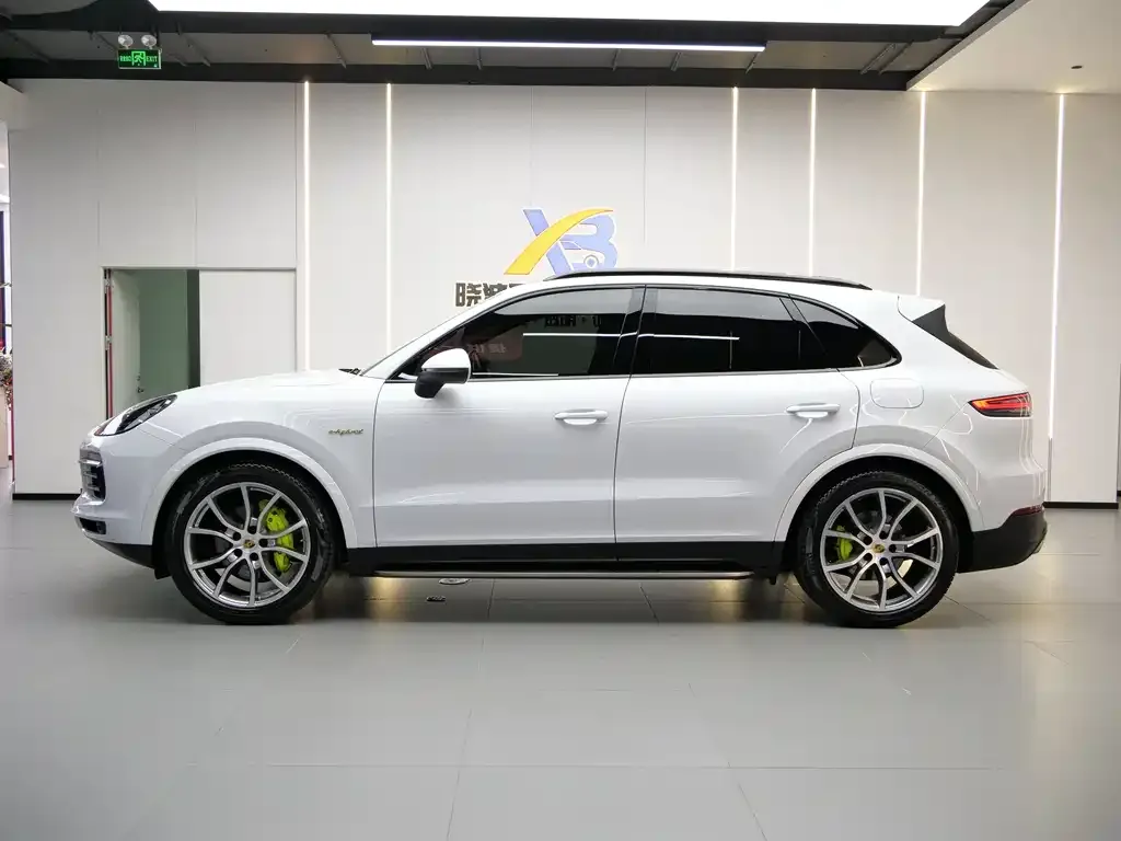 Porsche Cayenne Hybrid — фото 2
