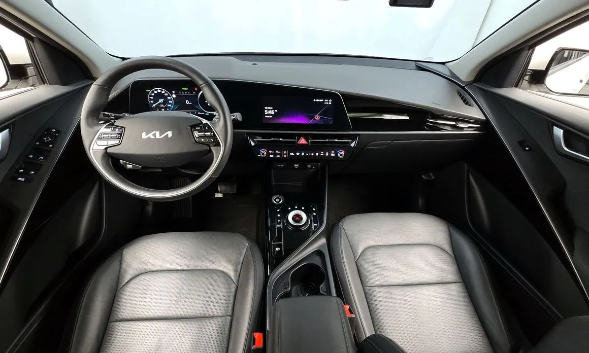 Kia Niro — фото 10