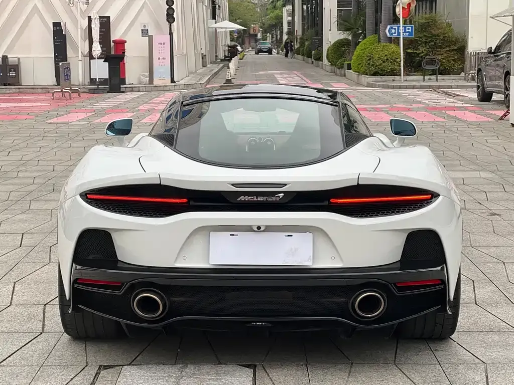 McLaren GT — фото 3