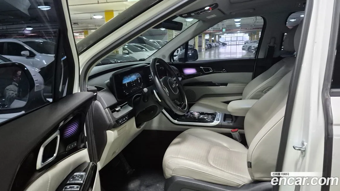 Kia Carnival — фото 10