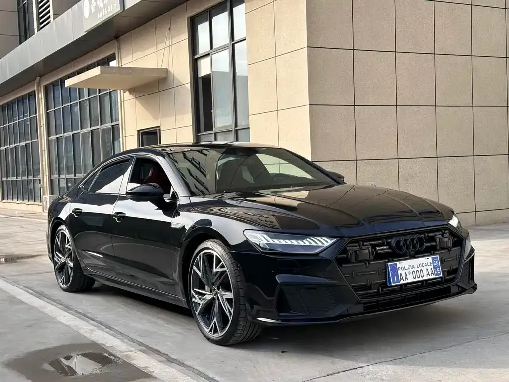 Audi A7L — фото 5