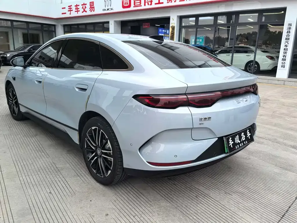 BYD Qin L — фото 5