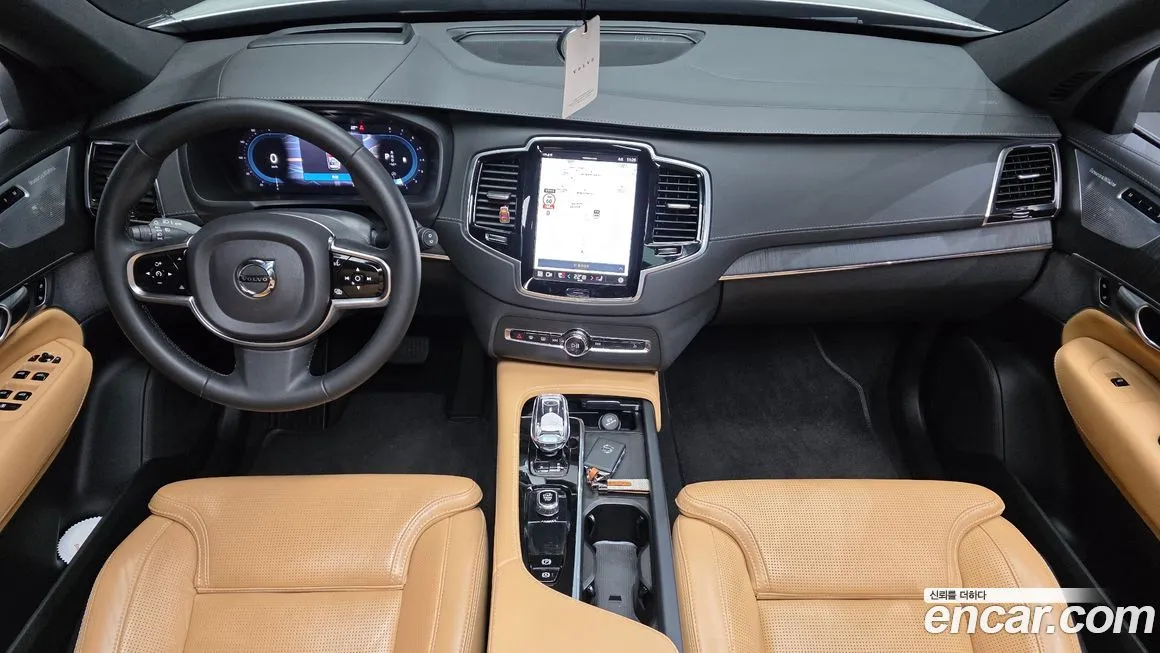 Volvo XC90 — фото 10