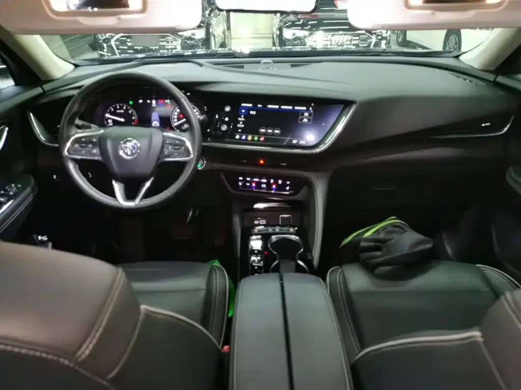 Buick Envision Plus — фото 2