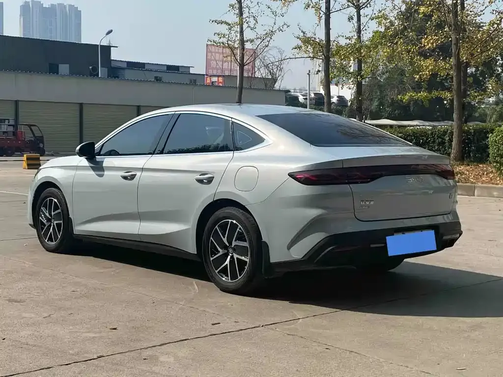 BYD Qin L — фото 3