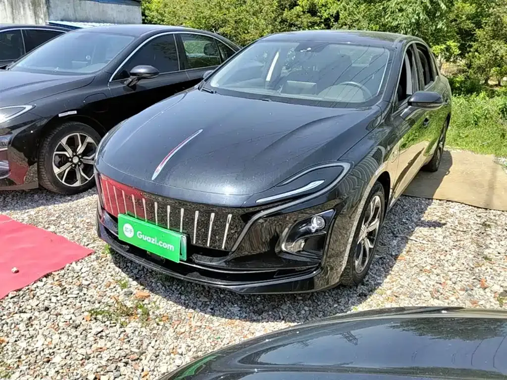 Hongqi E-QM5 — фото 2