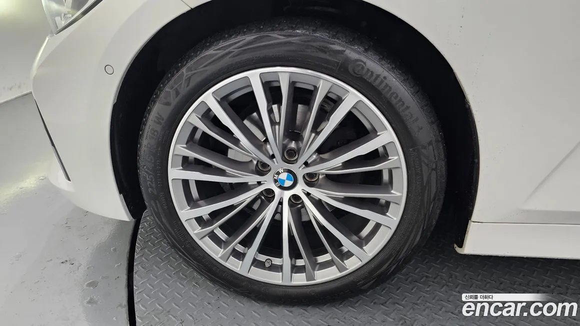 BMW 3-Series — фото 10