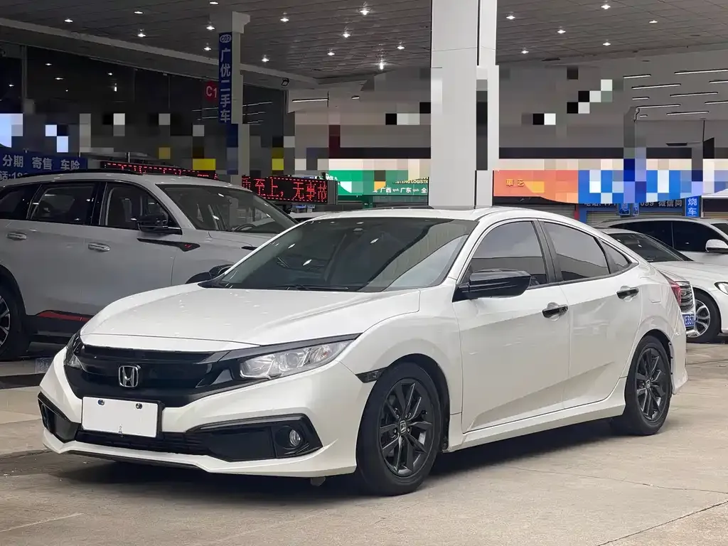 Honda Civic — фото 1