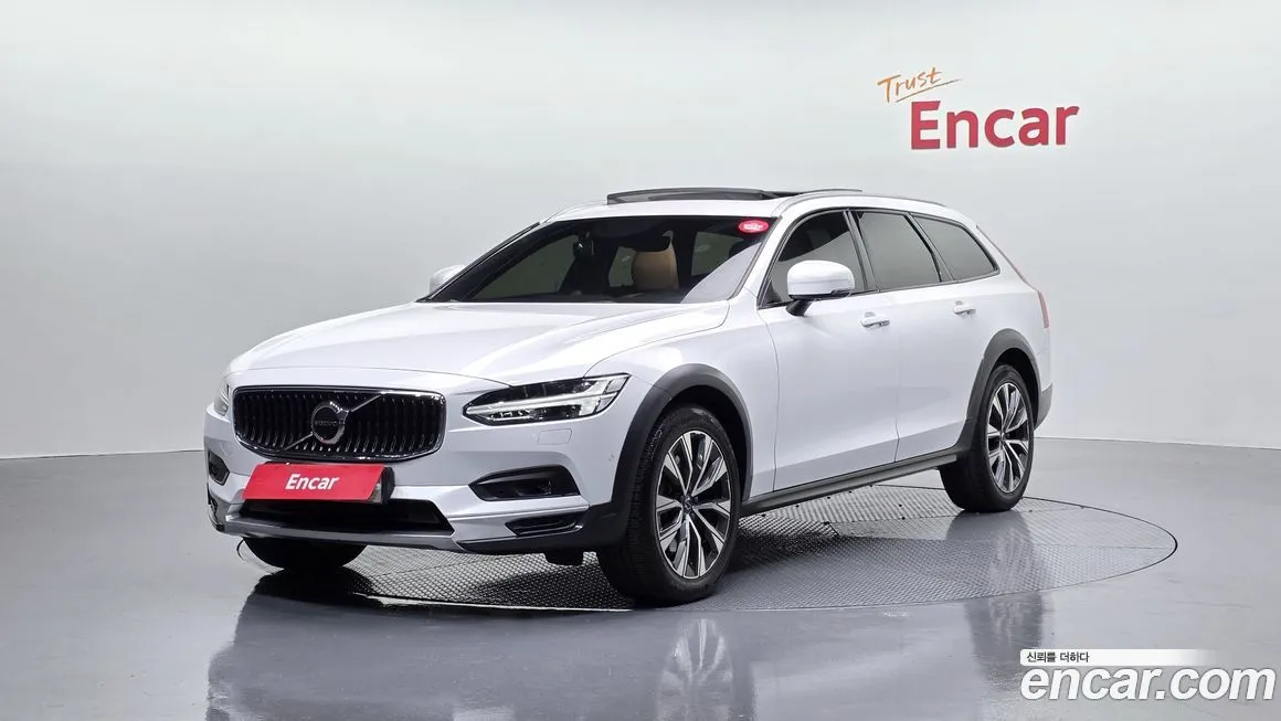 Volvo V90 — фото 1