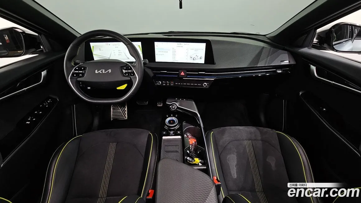 Kia EV6 — фото 7