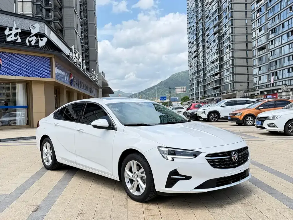 Buick Regal — фото 10