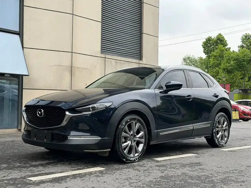 Mazda CX-30 — фото 1