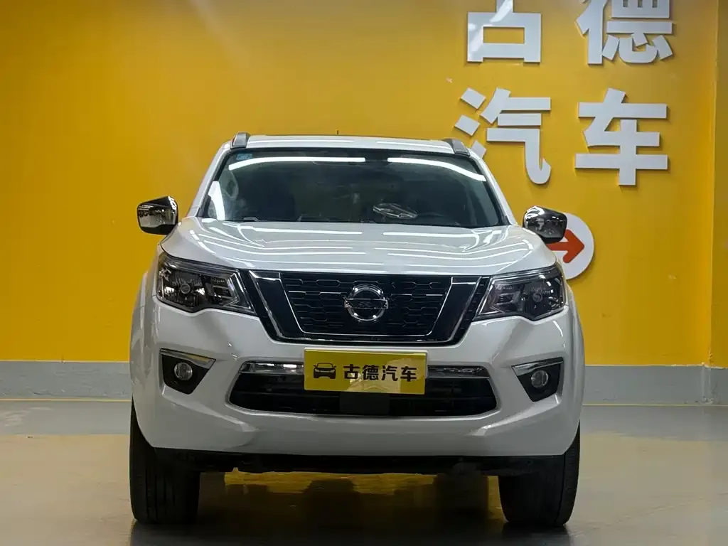 Nissan Terra — фото 2