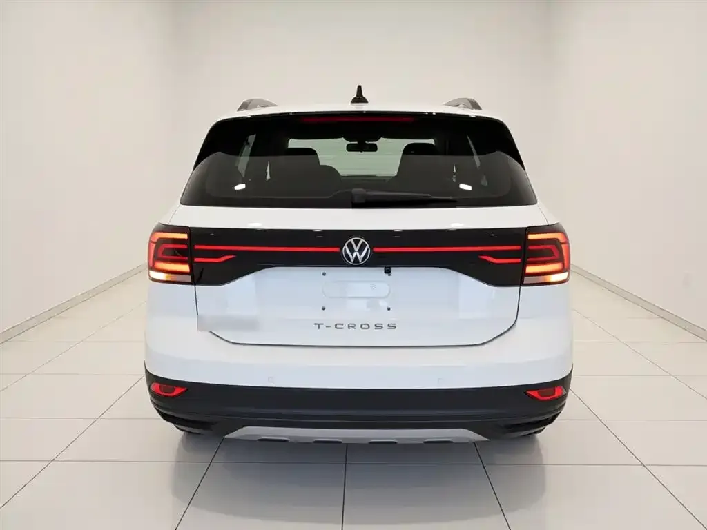 Volkswagen T-Cross — фото 2