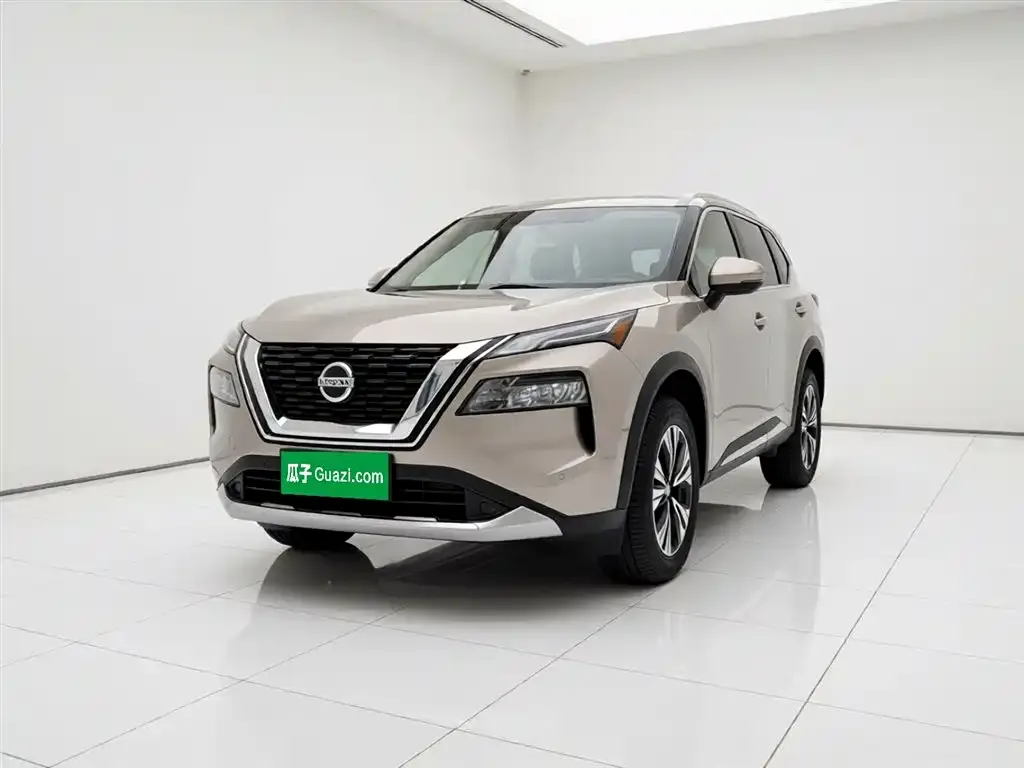 Nissan X-Trail — фото 1