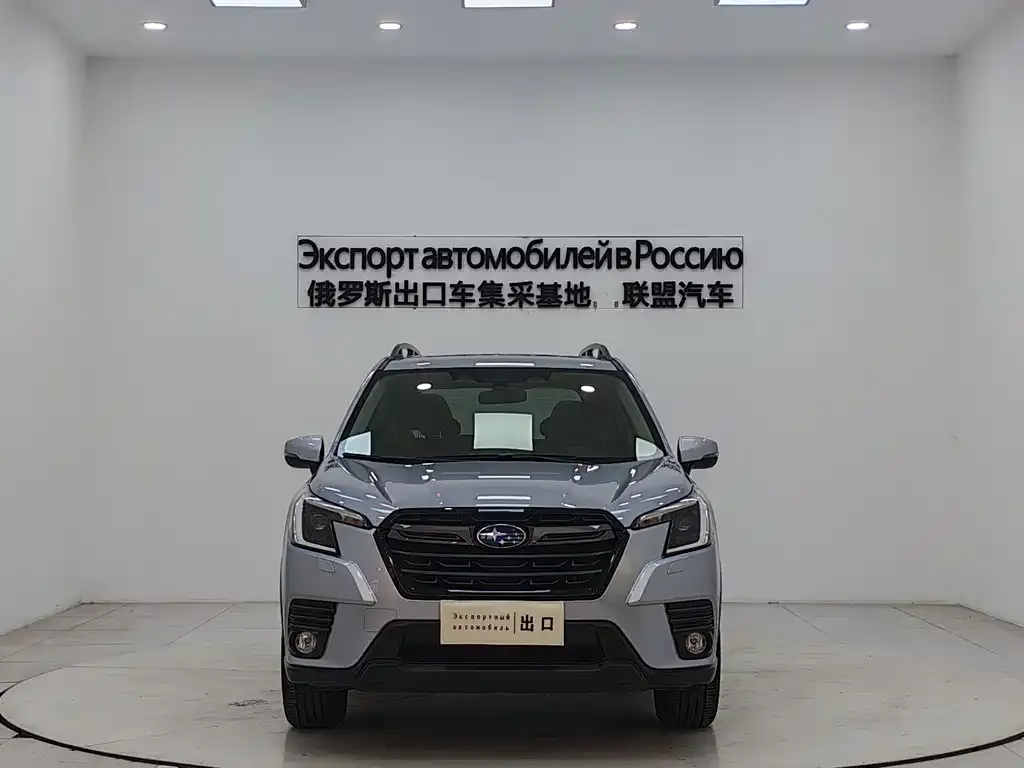 Subaru Forester — фото 2