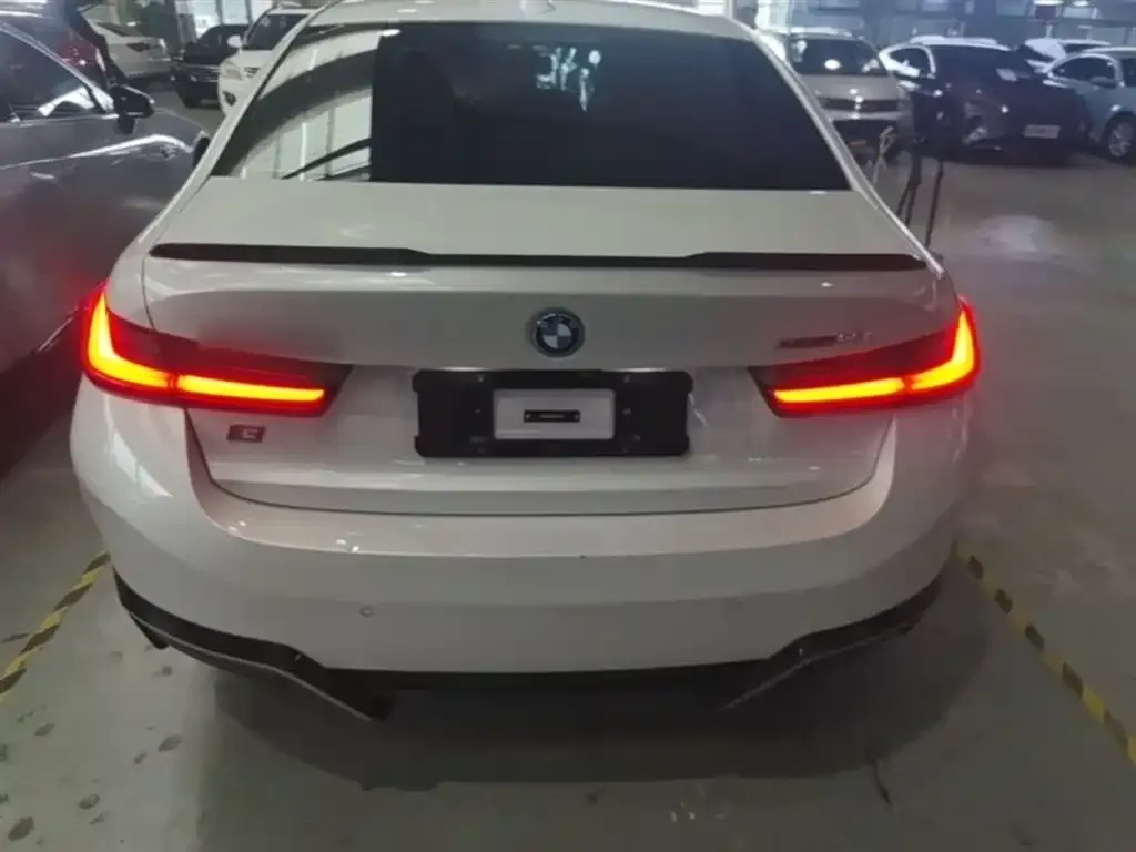 BMW i3 — фото 2