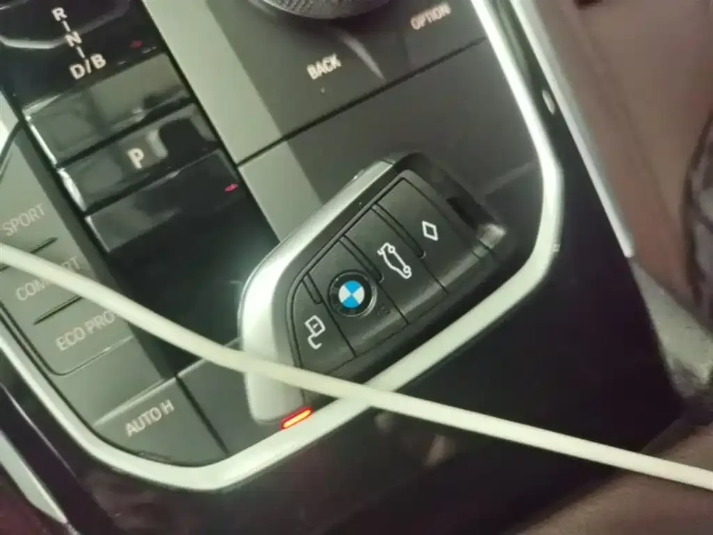 BMW i3 — фото 8